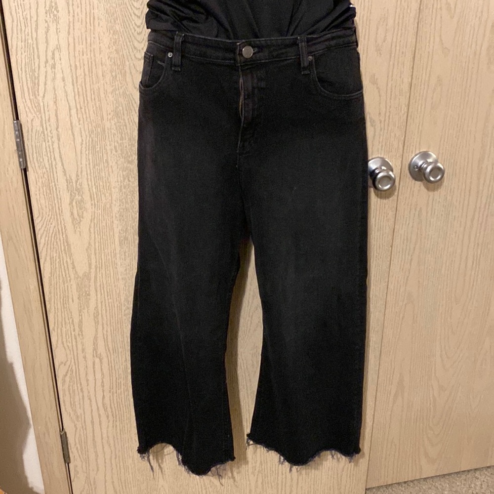 Size 12 flood black distress jeans bbg